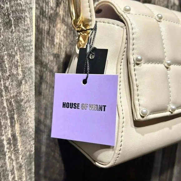 HOUSE OF WANT. WE ARE CHIC CROSS BODY BAG. DESIGNER. WINTER WHITE. NWTS🛍️! - Picture 13 of 15